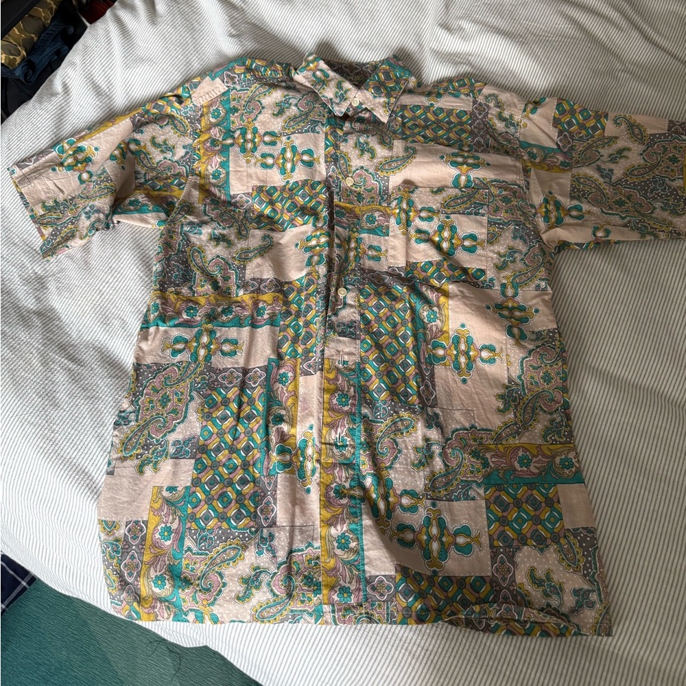 Men's Multicolor Paisley Shirt sz M
